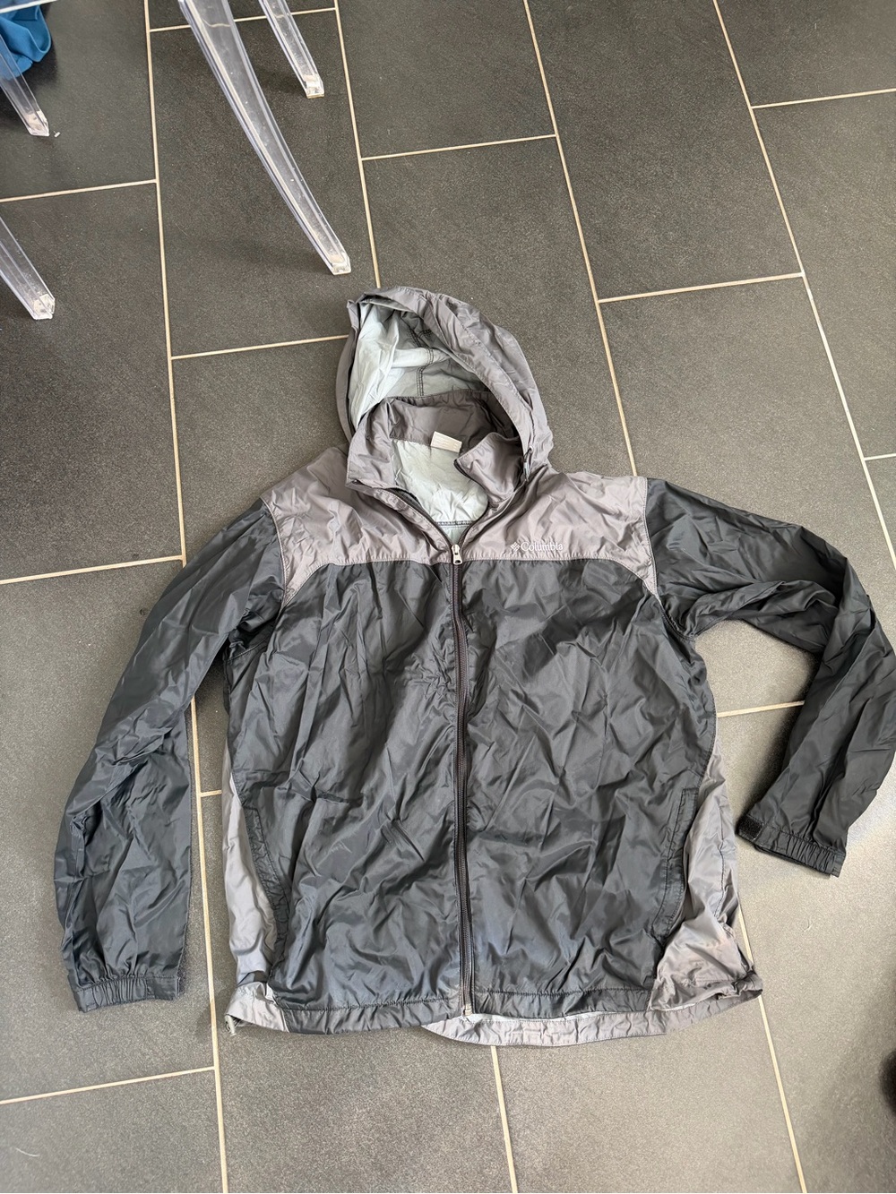 Columbia Men’s Glennaker Lake II Rain Jacket Black City Grey XL